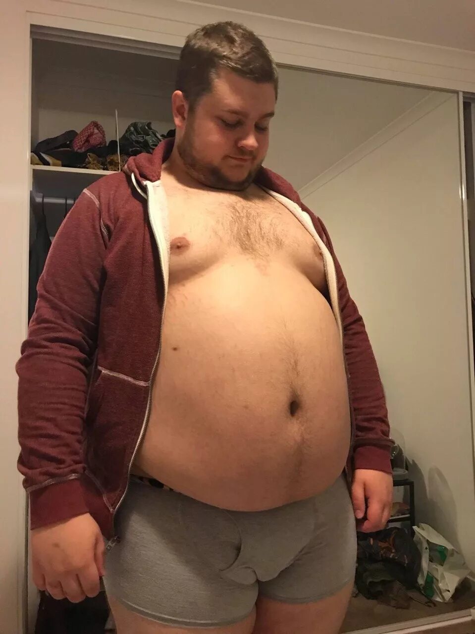 Чабби мэн. Chubby guy. Big guy. Грустный толстяк. Очень большой мужской belly.