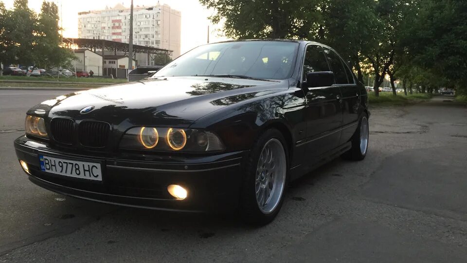 Бмв 98 года. BMW 525 1998. БМВ 525 98г. BMW 525 1999 Г.