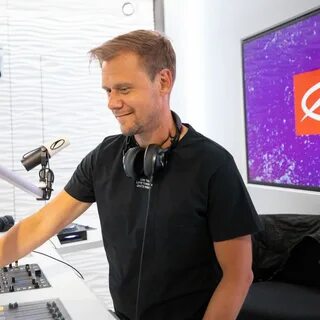 Ван бюрен слушать