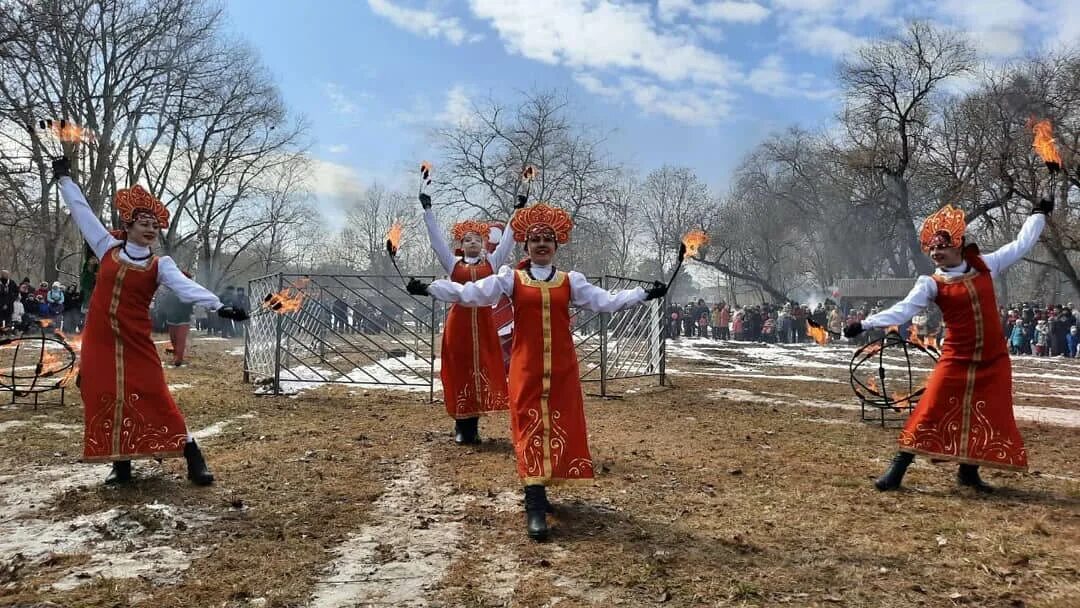 Развлечение весну встречаем