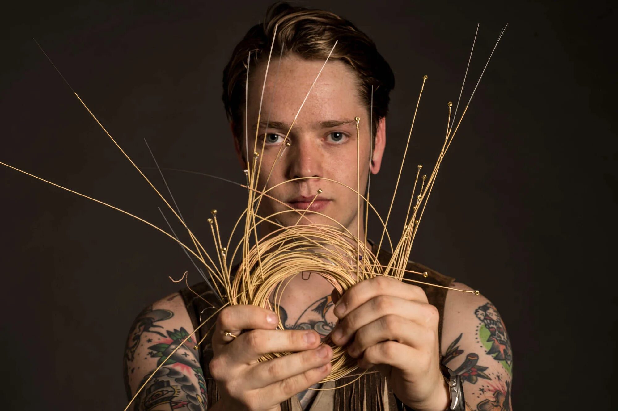 Очень странные дела билли харгров. Бейсбольная бита. Очень странные дела билли харгров. Дакре монтгомери билли. Осд билли харгроув.