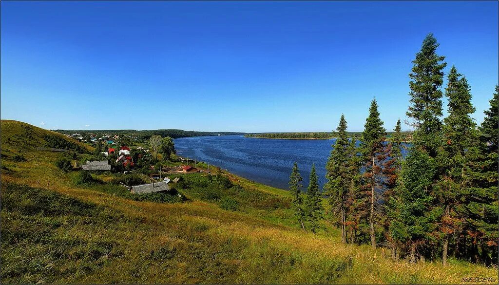 Деревня на каме. Река кама пермский край. деревня берег камы пермский край. река кама елово село. река кама деревня бузмакова.