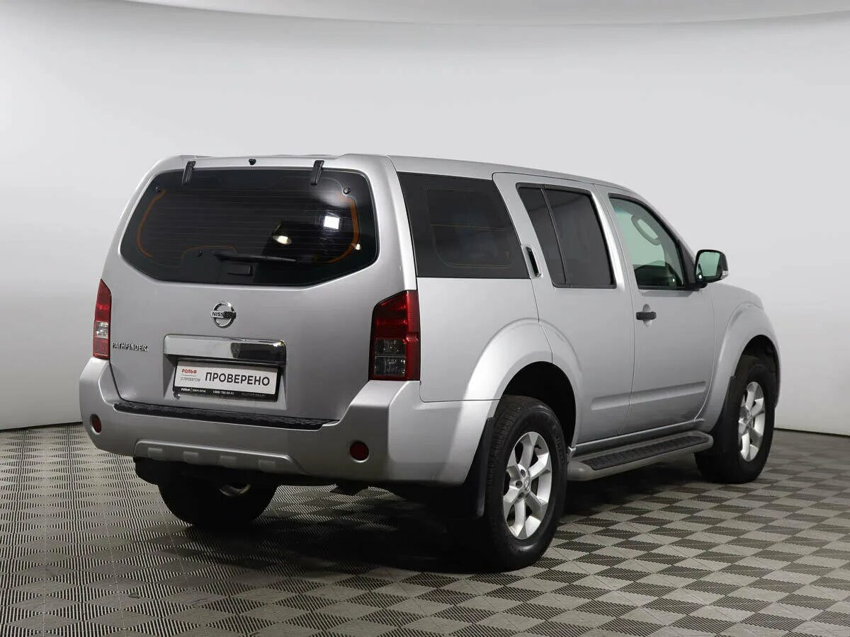 Ниссан патфайндер 3. Ниссан патфайндер 2011 года. 5. Ниссан патфайндер 2010. Nissan pathfinder, 2011 г.
