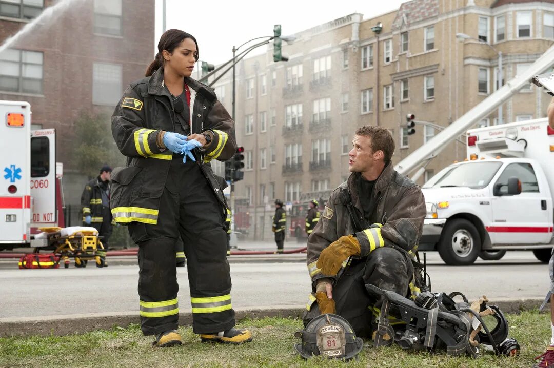 пожарные чикаго 11 сезон. чикаго в огне выход. пожарные чикаго 9 сезон. пожарные чикаго 5 сезон. пожарные чикаго 5 сезон 11 серия.