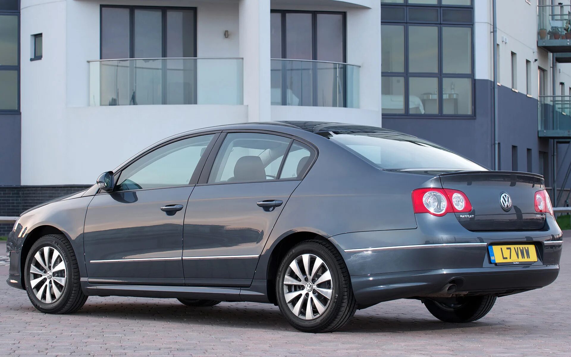 Цвета пассат б6. Фольксваген пассат б6. volkswagen passat bluemotion 2008. b6 фольксваген пассат 2007. volkswagen passat b6 седан.
