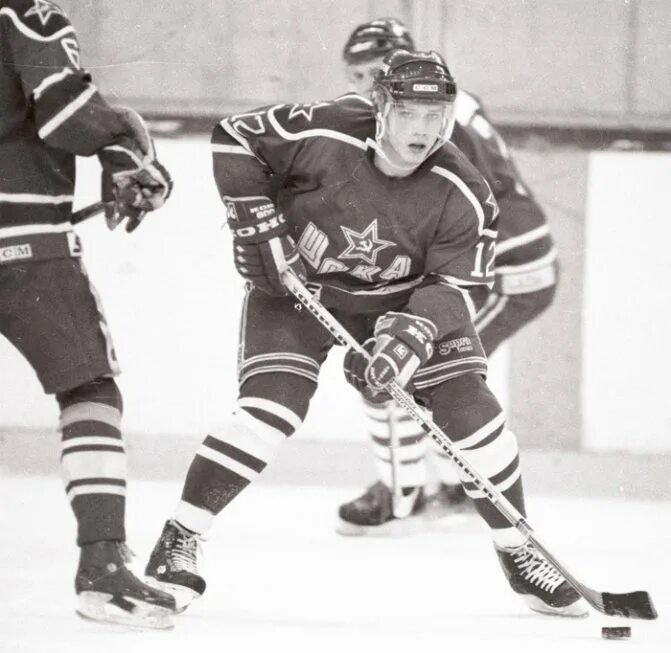 Павел буре рейнджерс. Павел буре. Павел буре флорида пантерз. Павел буре нью-йорк рейнджерс. Братья буре хоккеисты.