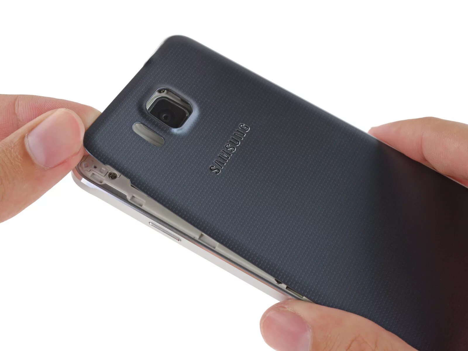 Ремонтопригодность смартфона Samsung Galaxy S6 Edge худшая из флагманов компании