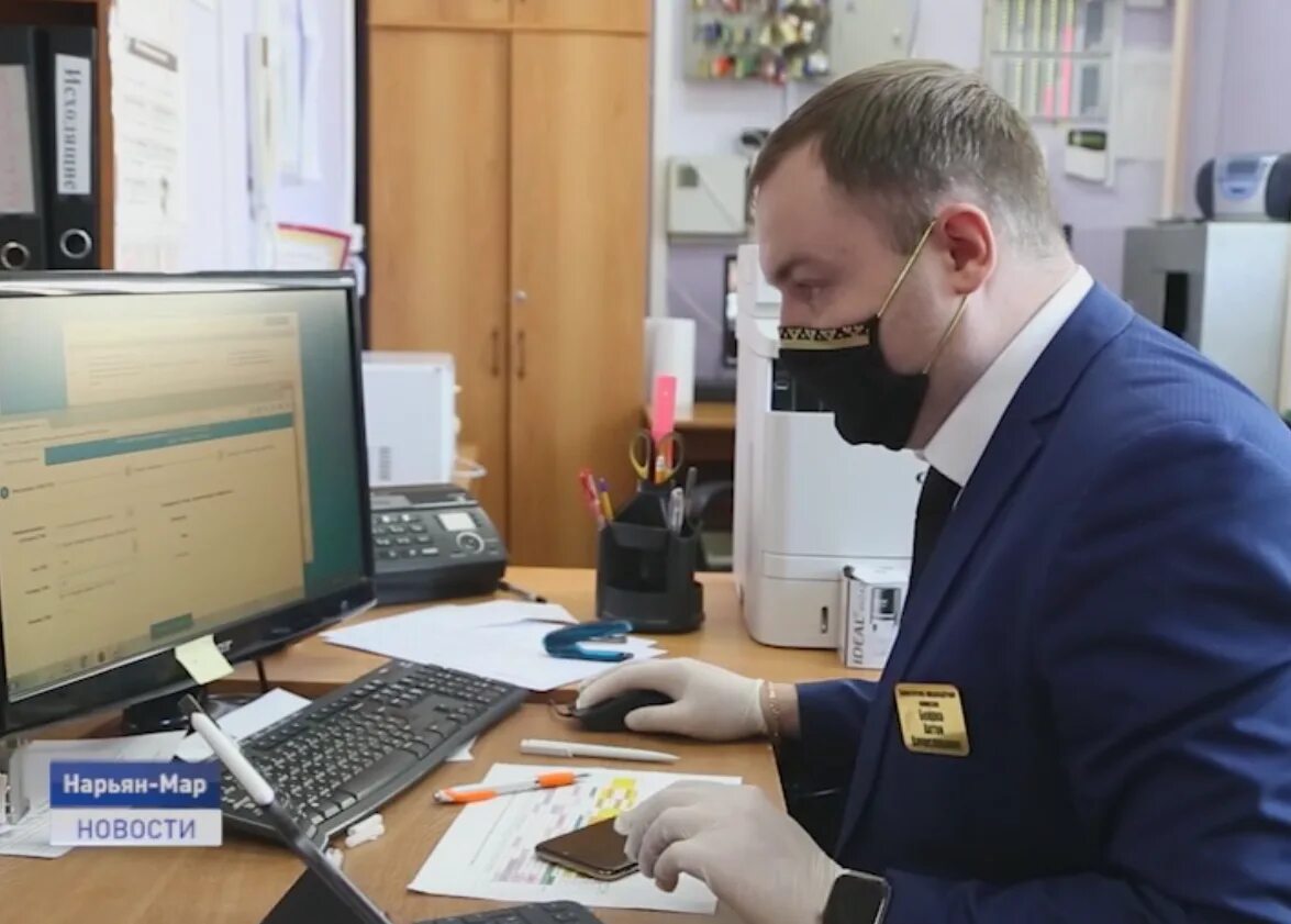 Ведущая наблюдатель культура. Передача наблюдатель на канале. Общественный наблюдатель иллюстрация. Наблюдатель канал ютуб. Канал культура фекла толстая наблюдатель.