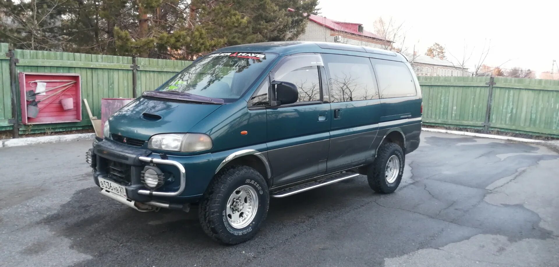 Mitsubishi delica 2006 года. Делику 2000 года. Мицубиси делика 2000 отзывы. Делику 2000 года. Mitsubishi delica 2000.