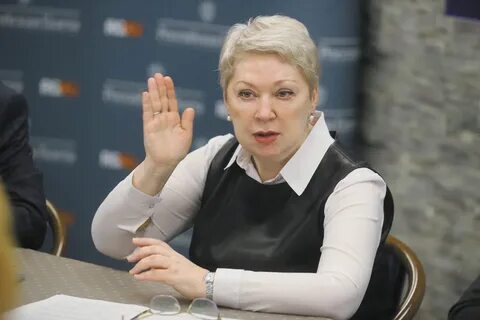 Кто сейчас министр образования