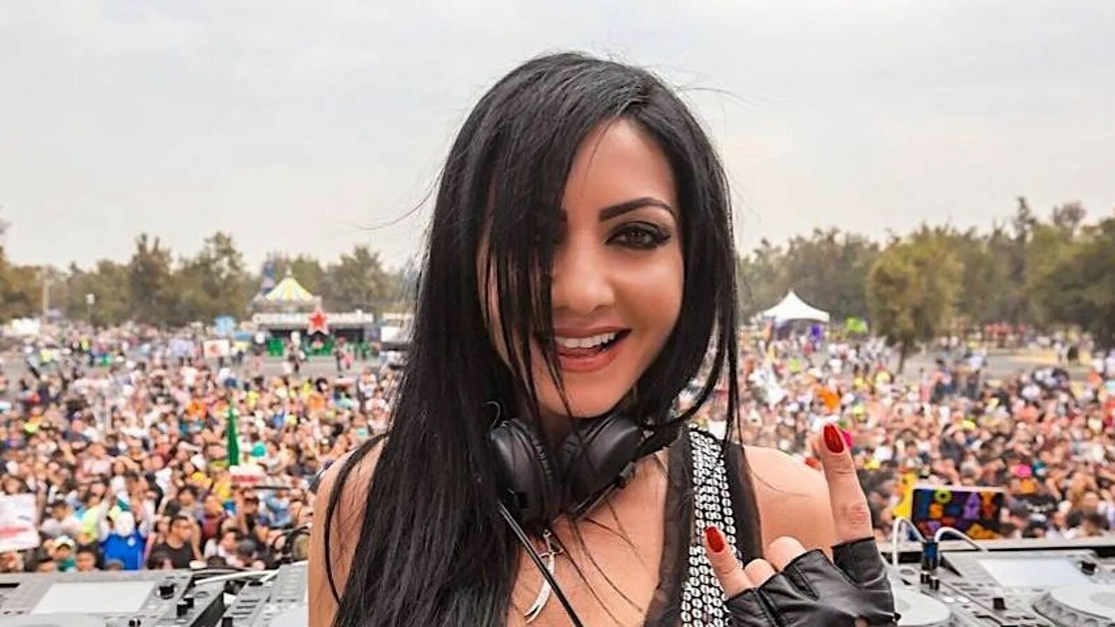 Dj lady. Lady faith. dj lady faith. hardstyle фото. нидерландская hardstyle певица.