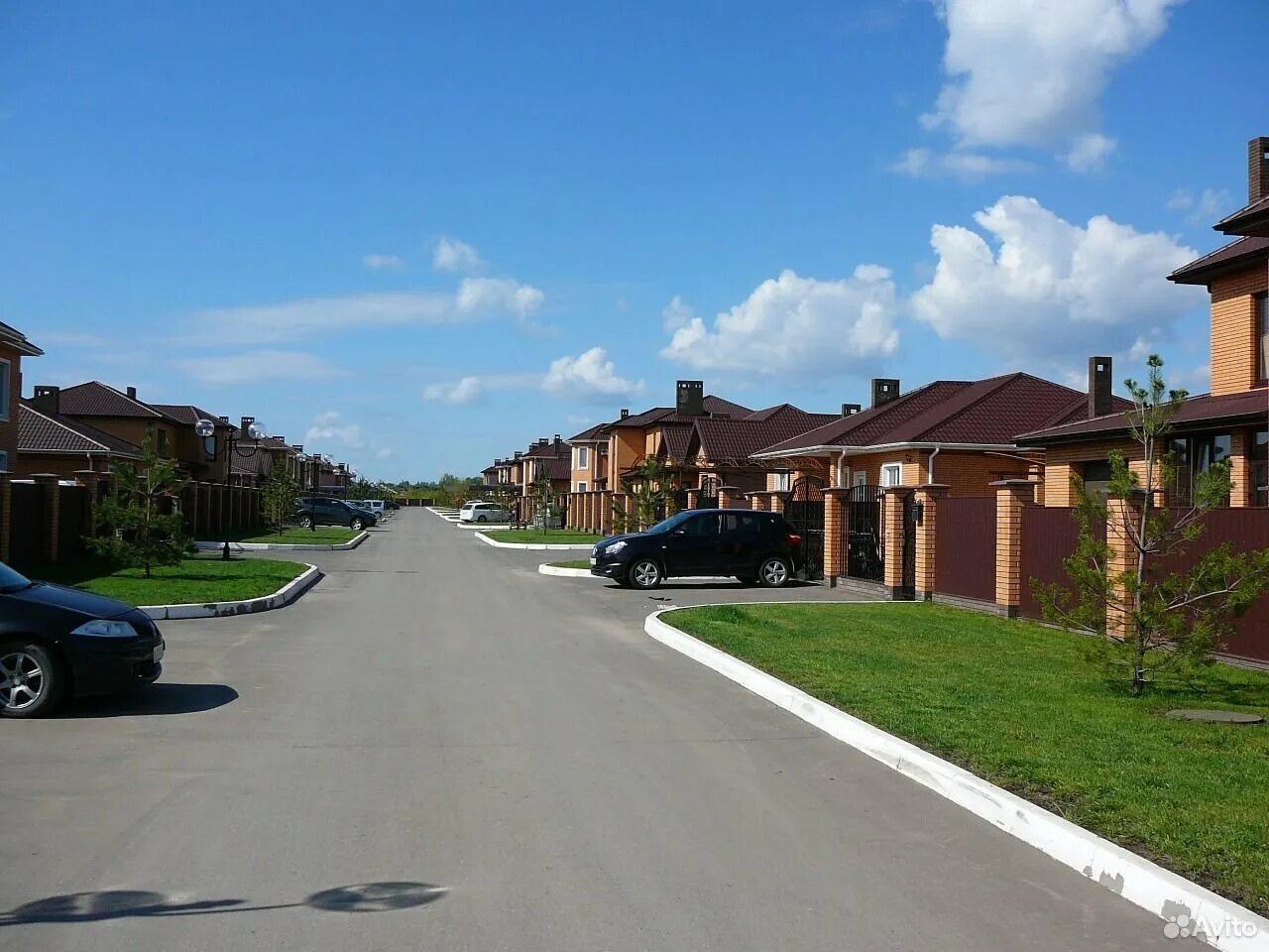 Поселок рябиновый новосибирск. Английский парк октябрьское ущелье. Коттеджный поселок октябрьский. Коттеджный поселок октябрьский. Коттеджный поселок октябрьский.