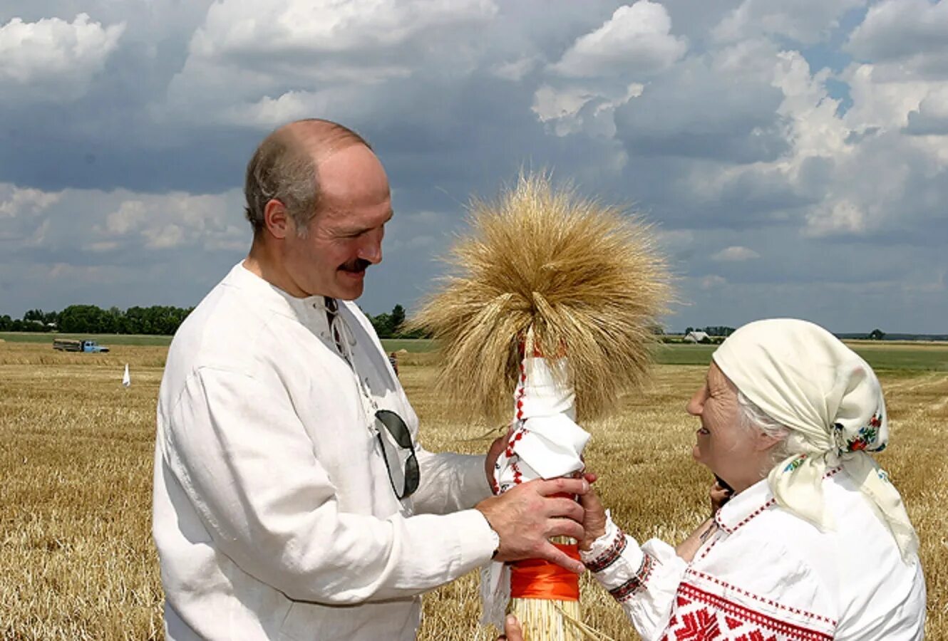 Белорусские люди. Белорусы трудолюбивые. Народы Белоруссии. Трудолюбие белорусов. Когда создали рб