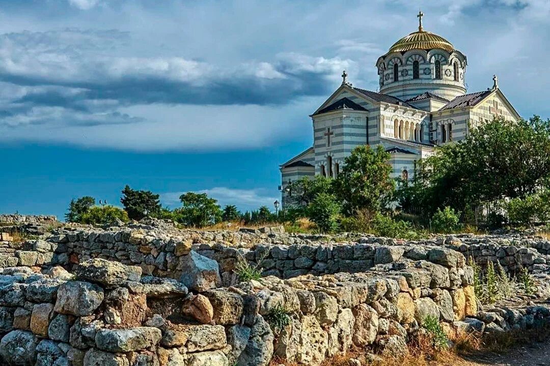 Херсонес цена. Херсонес Таврический Севастополь. Херсонес Таврический храм. Достопримечательности Севастополя Херсонес Таврический.