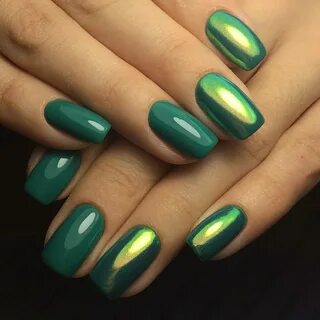 Маникюр зеленый втирка