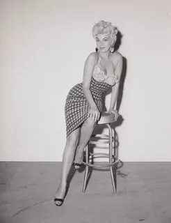 Barbara Nichols starred in "Twenty-Two" Twilight Zone (1961) The ...