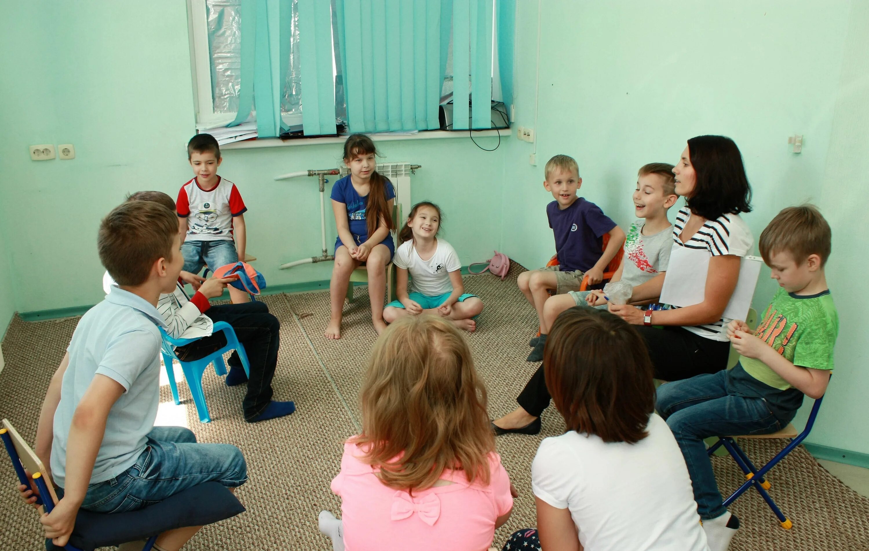 Занятия с психологом для детей. Занятия с психологом. Психологический тренинг. Тренинг с детьми. Детский психолог.