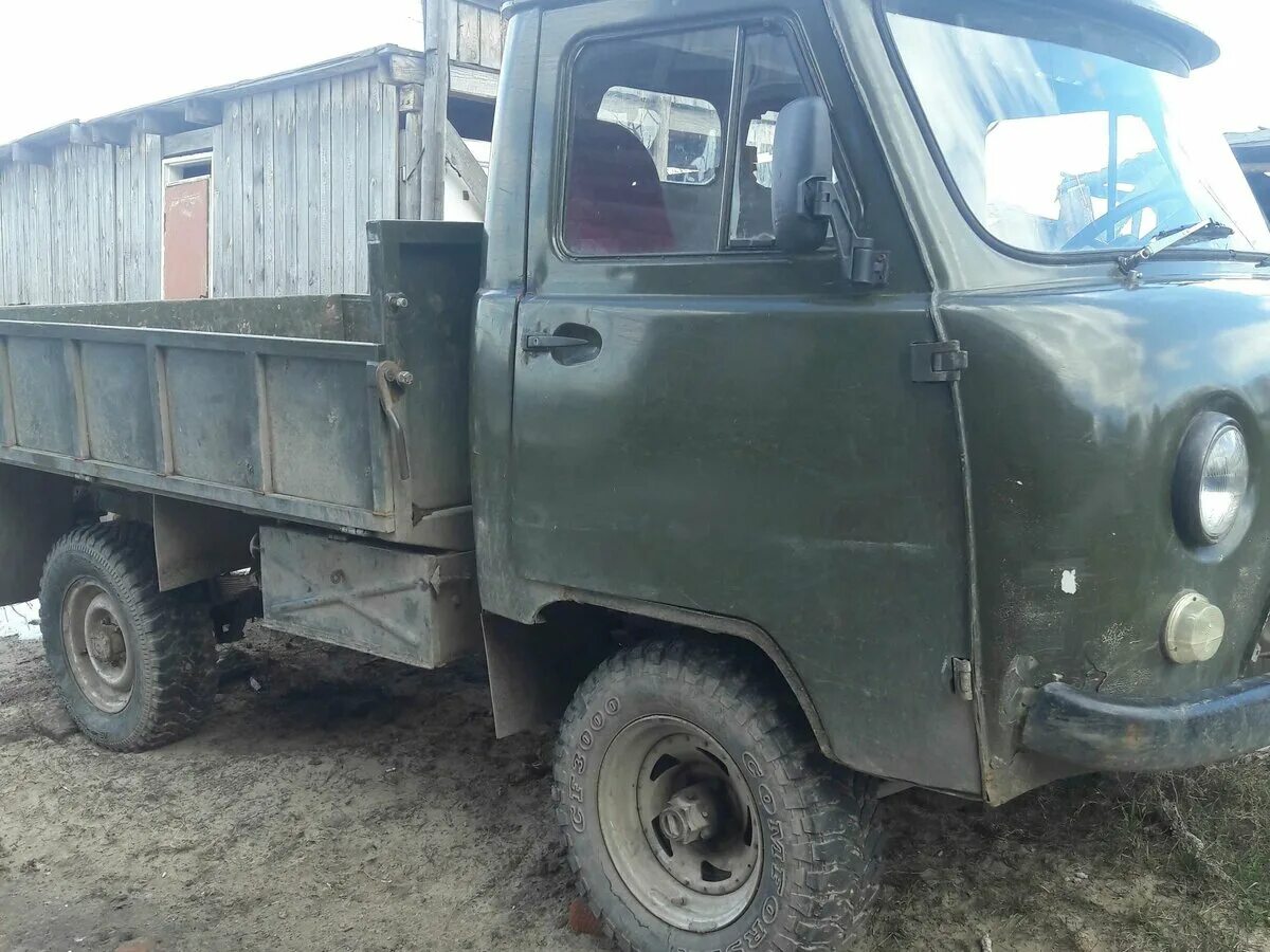 Уаз 1988 года. Уаз бортовой бу свердловская область. Уаз 3303 бортовой. Исут зуево грузовик 1992. Уаз 3303 бежевый.