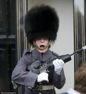 Англичанин оказаться