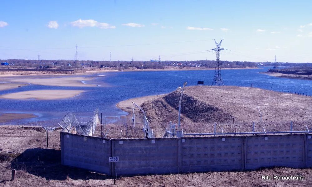 Почему вода рыбинск. Мыс рожновский рыбинское водохранилище. ярославское водохранилище.
