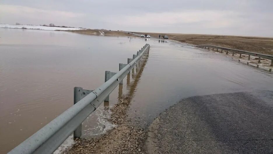 Паводок в атырау. Село Кучук Алтайский край. Речка Кучук Алтайский край. Река Кучук. Озеро Кучук Алтайский край.