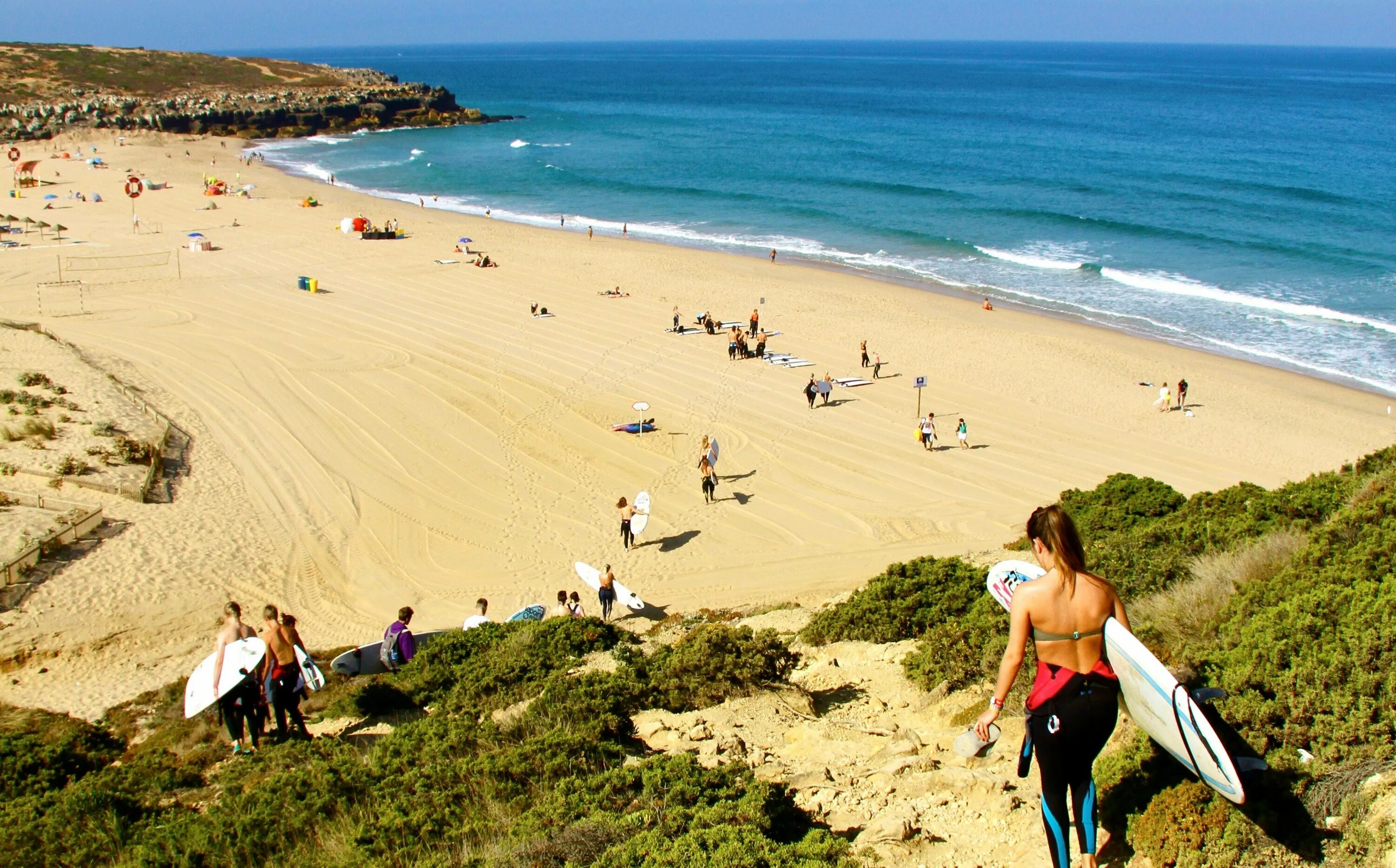Пляж Португалия Бордейра. Кашкайш Португалия серфинг. Пляж Пунта Саль Перу. Пляжный туризм в Перу. Гоу бич