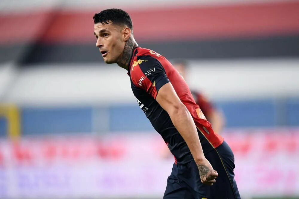 Наполи море. Болонья торино прогноз. Дженоа болонья статистика. Эмполи футбол фото. Дженоа болонья.