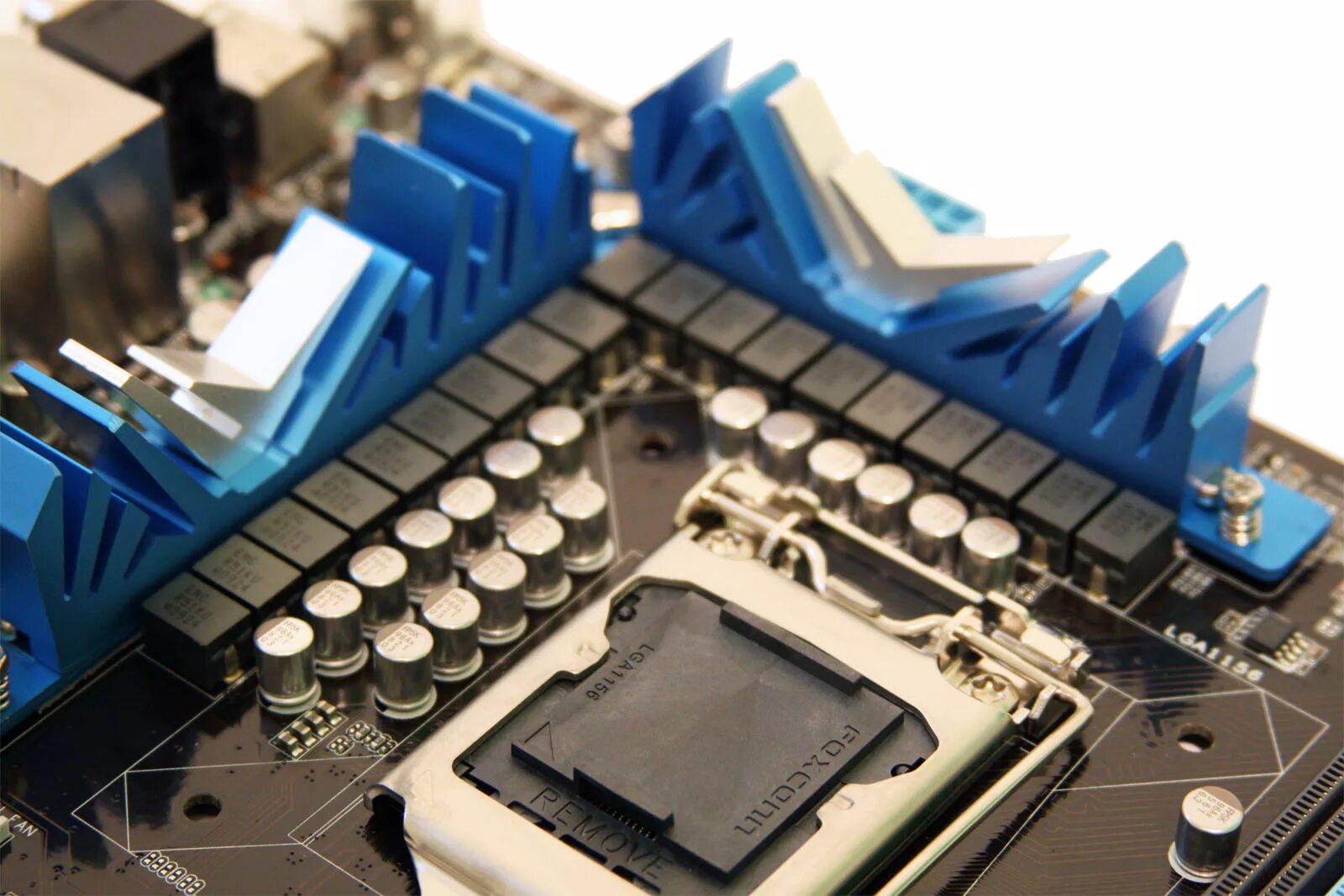 Схема работы вентиляторов в корпусе пк. Монитор питания процессора. Подключите провода к материнской плате и блоку питания. Z390 aorus pro wifi. Монитор питания процессора.