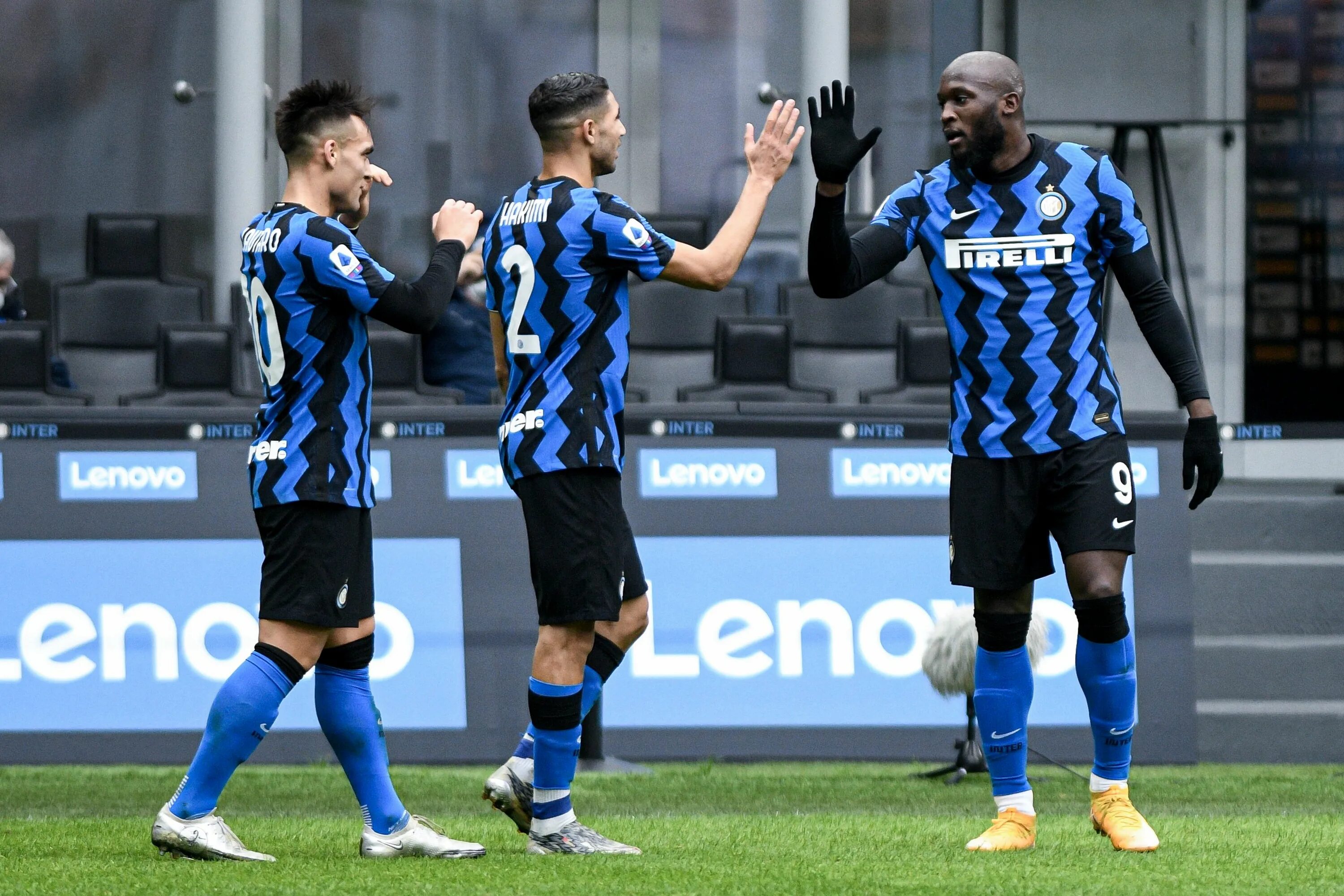 Интер прямое. Лацио интер. Федерико димарко. Интер прямое. Милан интер 2003 лига чемпионов.