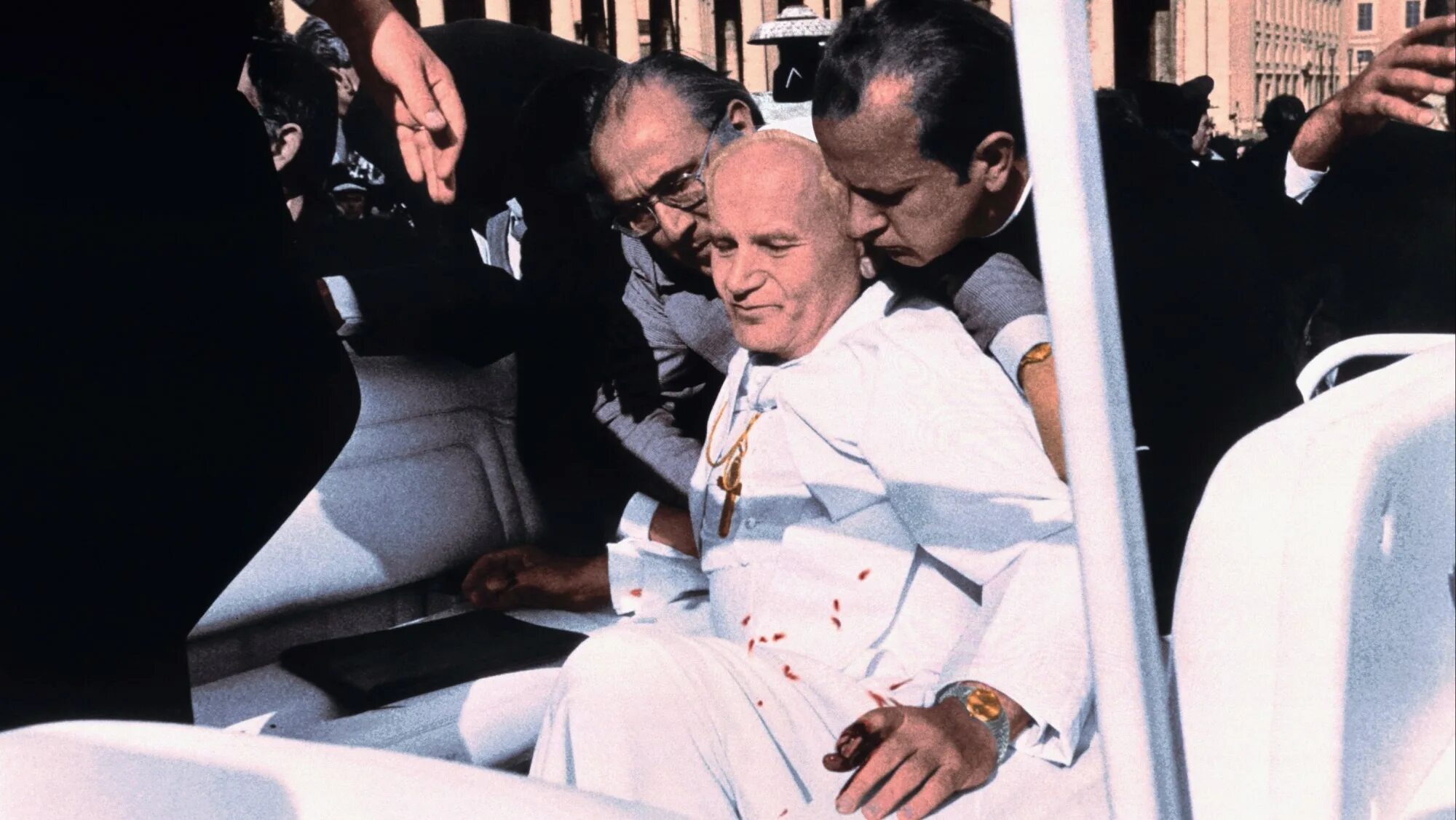 Стрельба в папу Римского 1981. Покушение на папу Римского. Момент покушения