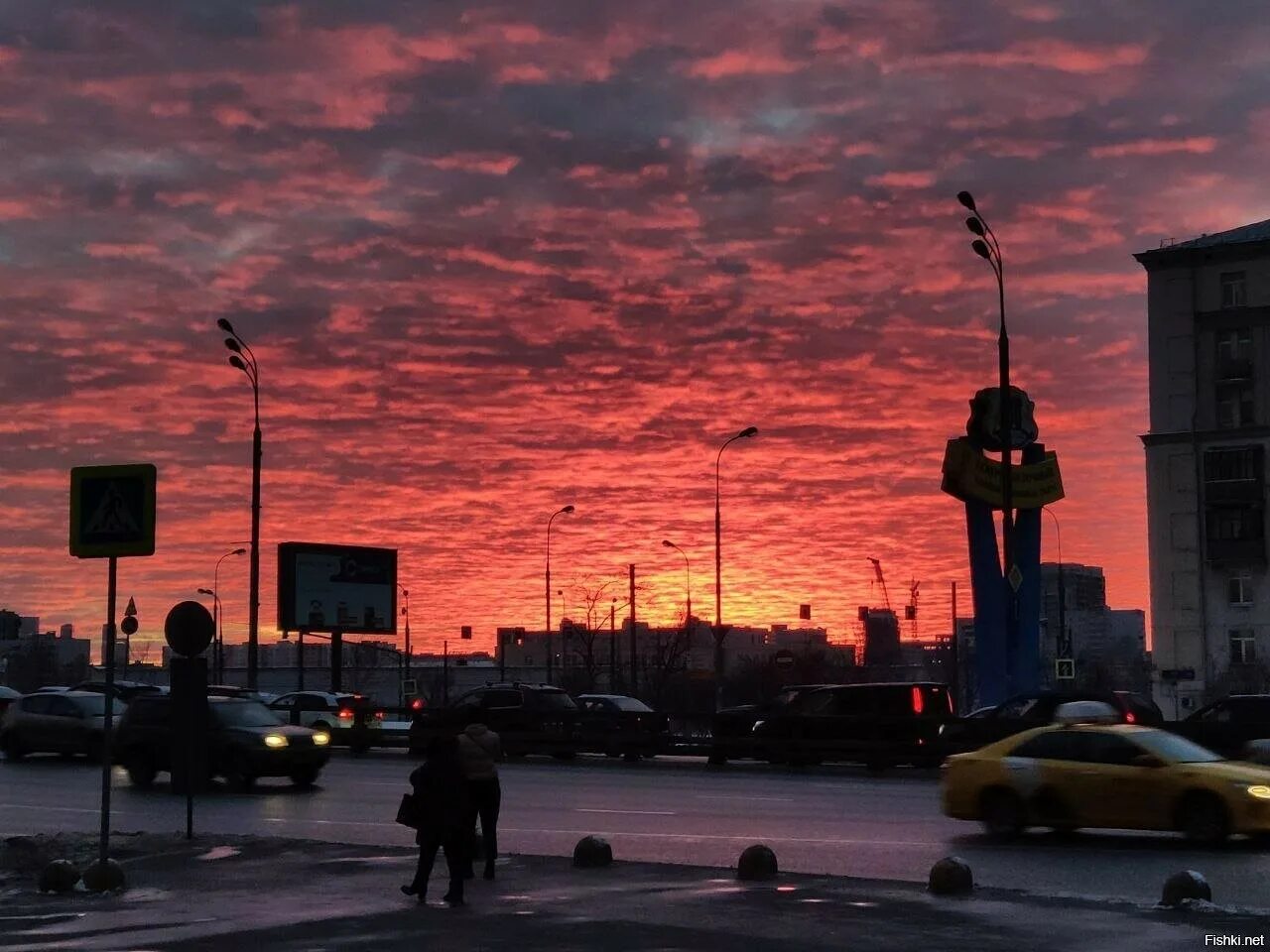 Когда закат в москве. Закат в Москве. Вчерашний закат в Москве. Красивый закат в Москве. Яркие закаты в Москве.