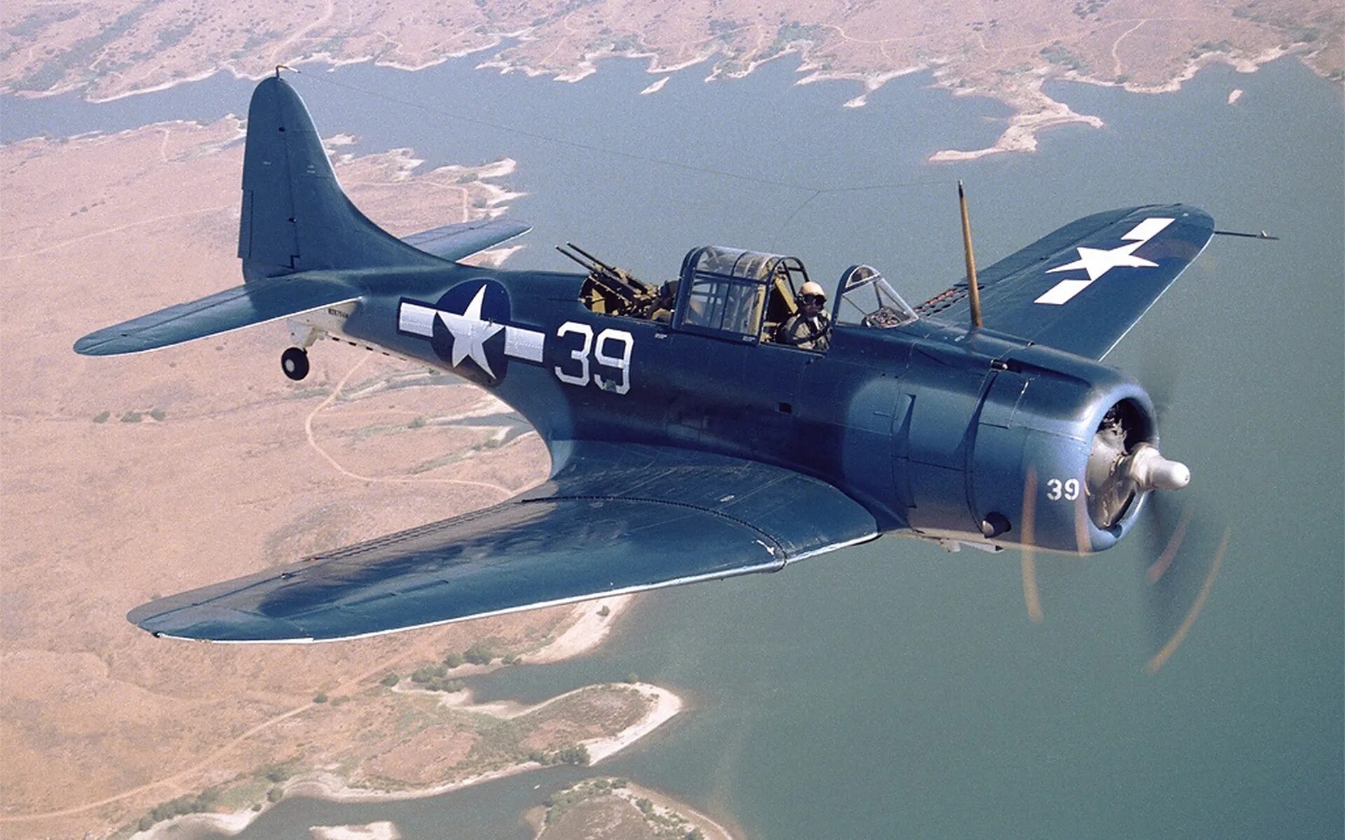 Самолеты сша второй мировой. P-82 twin mustang. Самолет сша 2 мировая. Американские истребители второй мировой войны. Curtiss tp-40n.