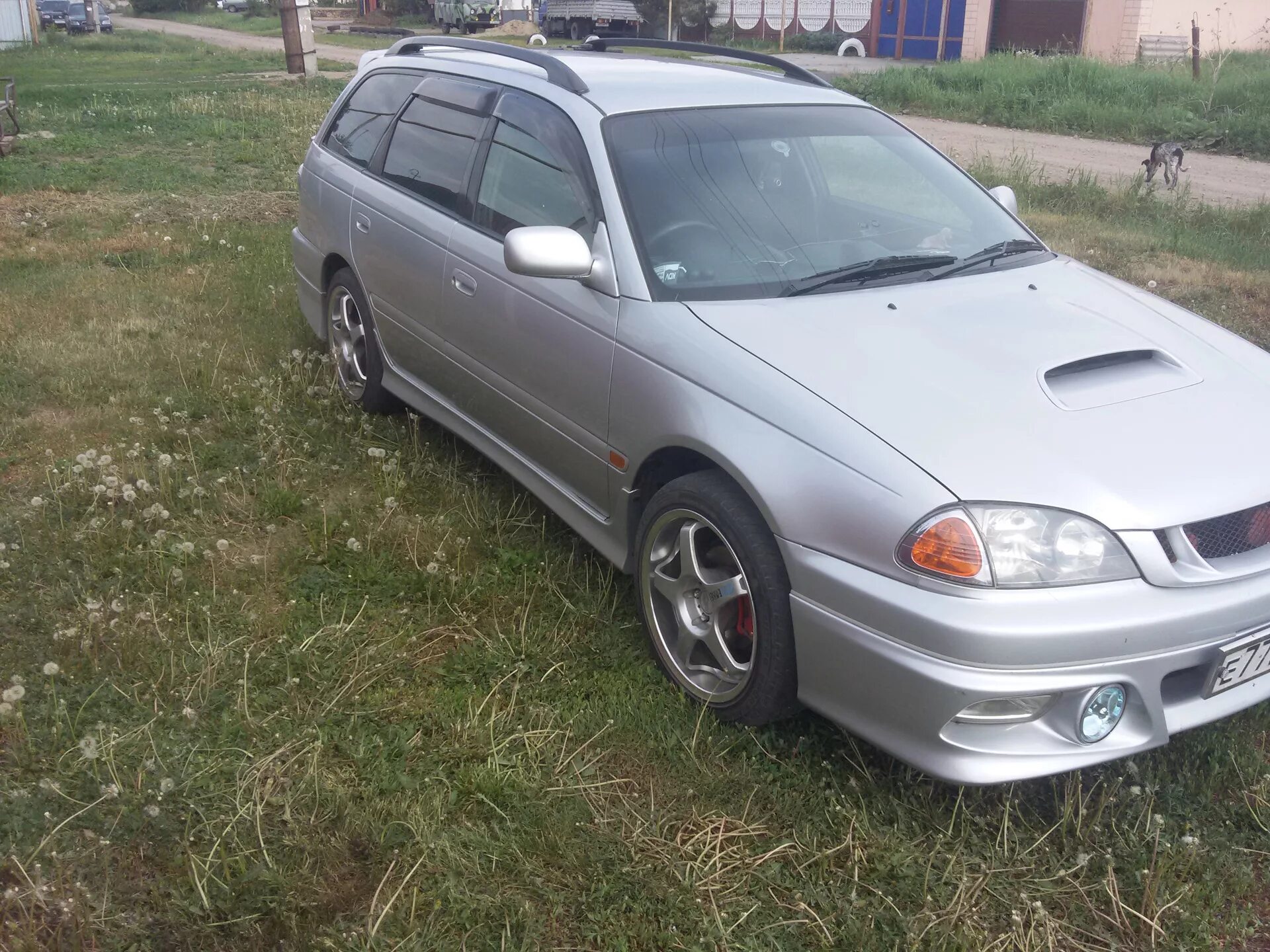 Тойота калдина 2000 год. Toyota Caldina 2000. Toyota Caldina 2.0 2000. Toyota Caldina 210. Toyota Caldina 1997-2000.