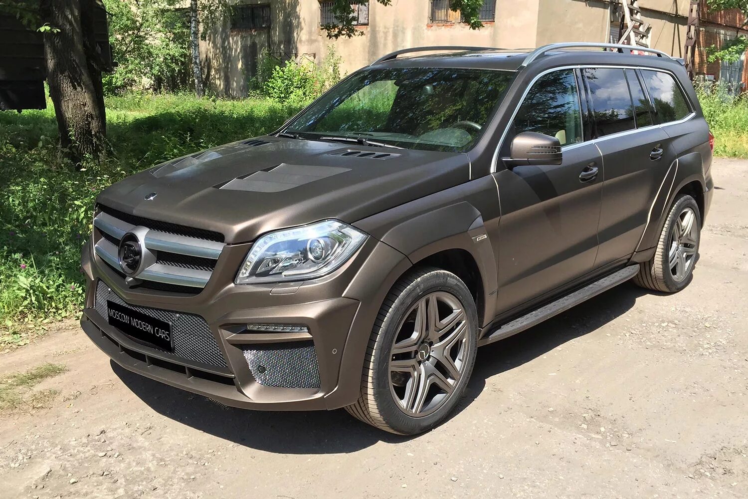 Купить gl 400. Gl 400 Мерседес x166. Mercedes gl 400 AMG. Мерседес гл 166. Gl x166 Matte.