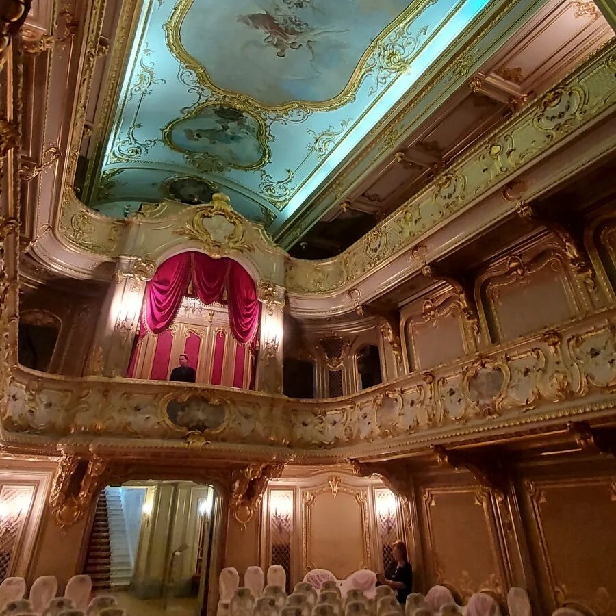 Юсуповский дворец в санкт-петербурге домашний театр. Театр дворца юсуповых афиша. Театр юсуповского дворца. Дворец театров. Дворец зинаиды юсуповой театр.