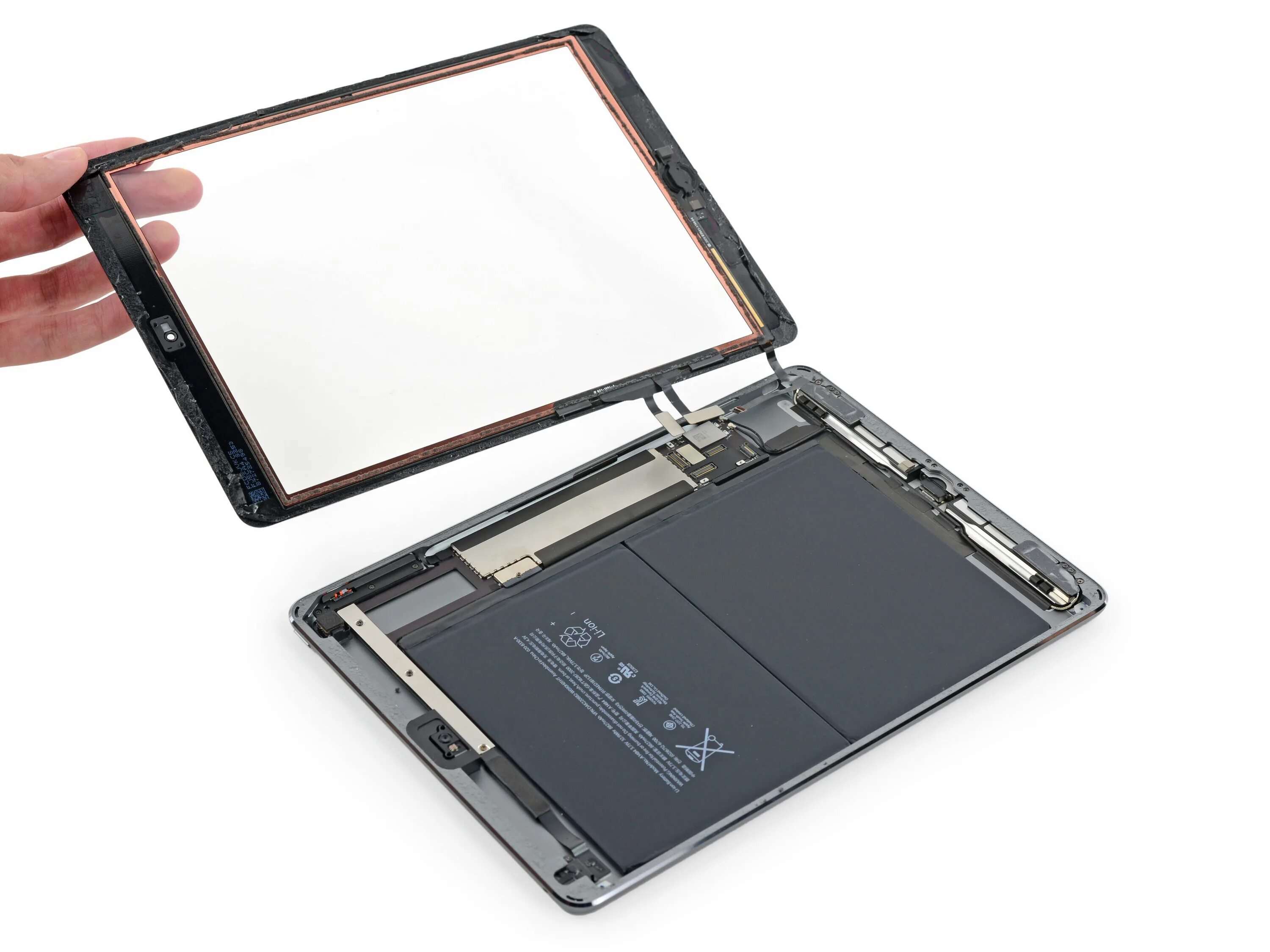 Разбитый планшет. Ipad mini 6 дисплей. Замена стекла айпад эйр 2. A2133 ipad mini. Замена экрана на планшете.