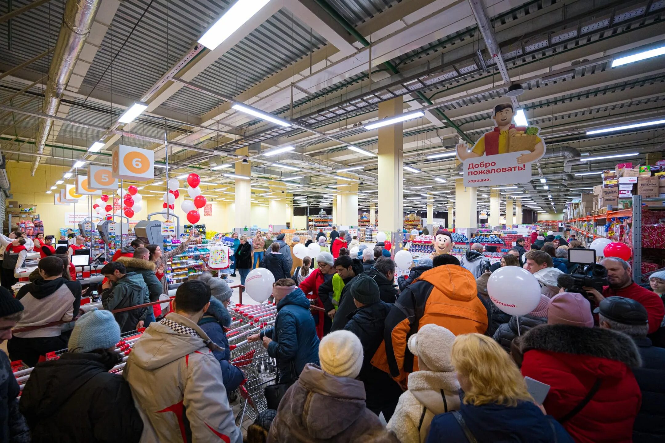 самые большие открытия. марианская впадина глубина 11022. в шанхае открыли самый большой в мире планетарий. самая большая. астрономический музей shanghai astronomy museum шанхай, китай.