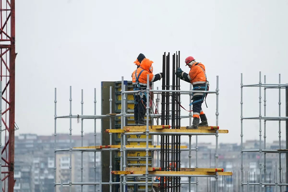 Стройка театра на острове Калининград. Культурное строительство. Застройщики Китая. Учебный центр стройка. Строительство учебных центров