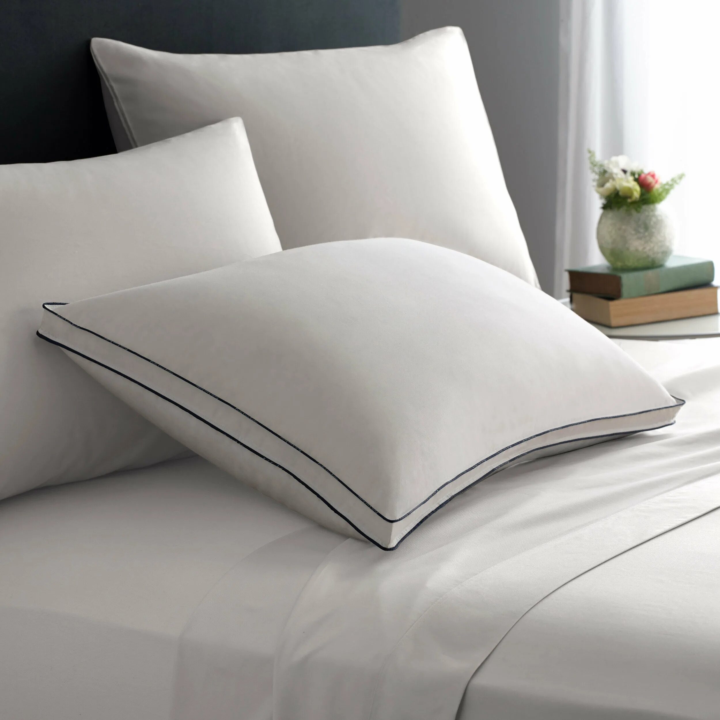 Soft pillow. Пиллоу подушка синтепон, 60x60. Подушки на кровати. Soft pillow. Pillow bellow (2021).