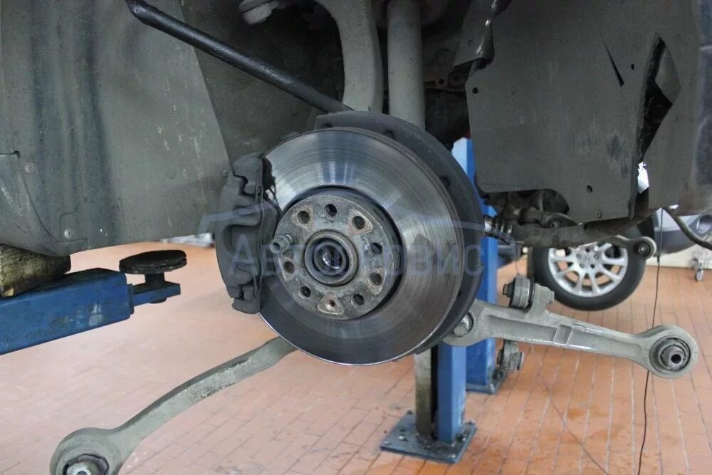 Тормозные диски audi a4 b9. Brembo 09916711 диск тормозной. Trw df6598 тормозной диск. Диски тормозные передние на ауди а4. Тормозные диски ауди а3.
