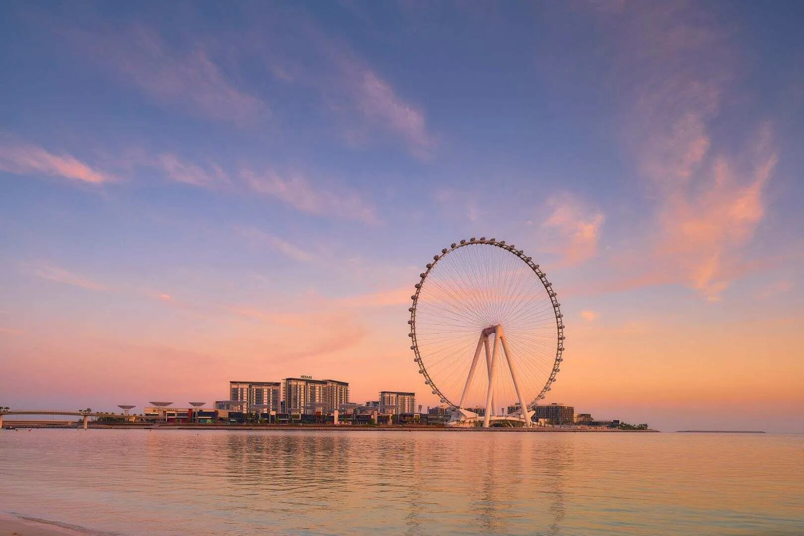 Какое море в дубае в оаэ. Колесо обозрения Дубай. Абу Даби колесо обозрения. Айн Дубай. Глаз Дубая колесо обозрения.