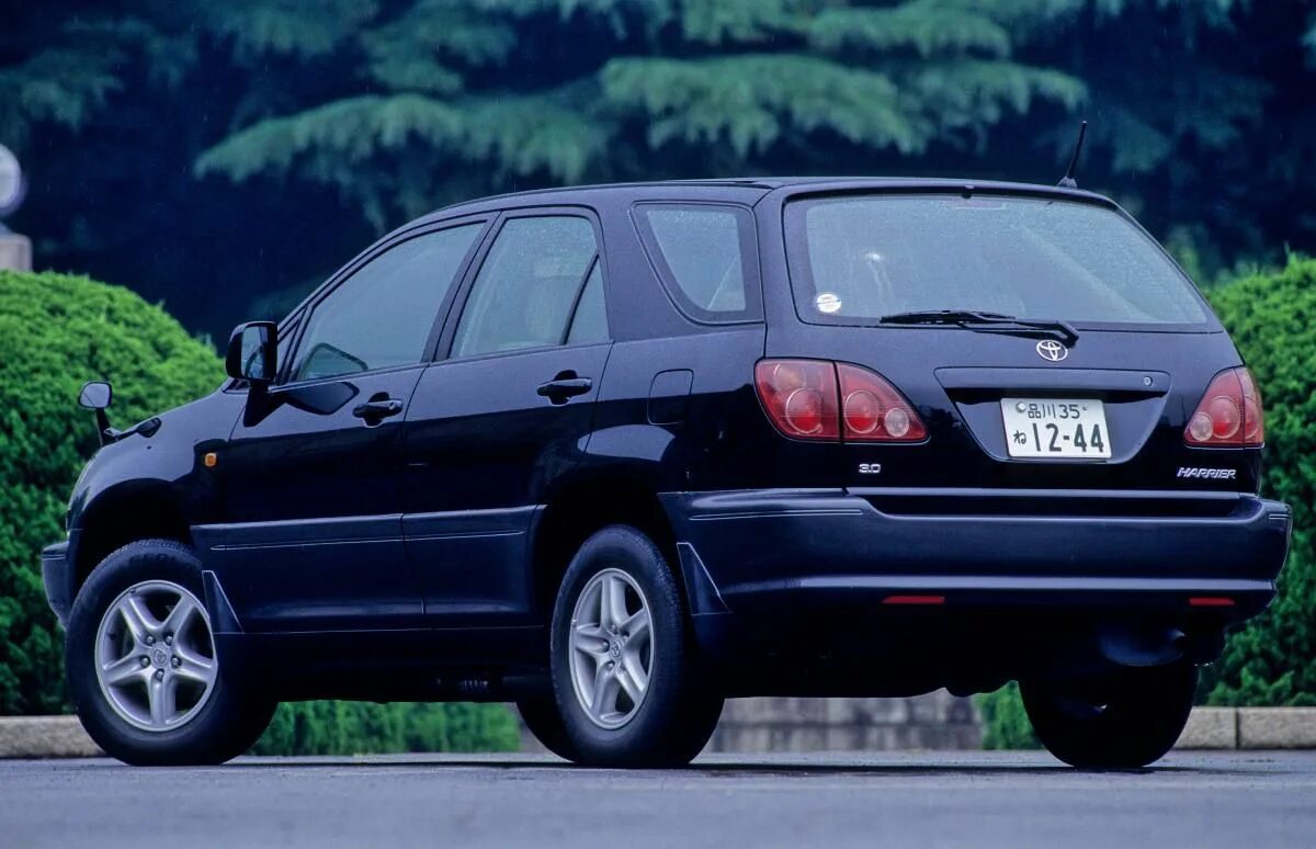 Toyota harrier 1 поколение. Toyota Harrier 1997. Toyota Harrier 1997-2003. Toyota Harrier, 1997 год. Тойота Харриер 1997.