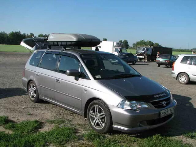 Рейлинги одиссей. Honda odyssey багажник на крышу. Багажник на крышу honda odyssey ra6. Рейлинги хонда одиссей ра-6. Рейлинги одиссей.