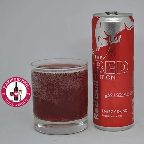 Holeshot red edition. Red bull энергетик клюква. энергетик красная банка. клюквенный ред булл. ред булл со вкусом клюквы.