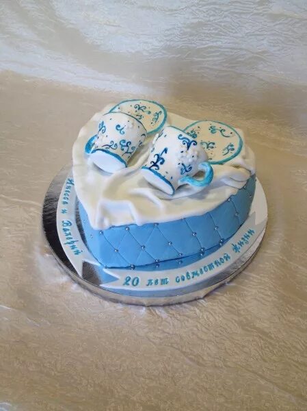 тортик на фарфоровую свадьбу. торт на фарфоровую свадьбу. тортики на годовщину свадьбы 20 лет. торт на фарфоровую свадьбу 20 лет. торт 20 лет совместной.