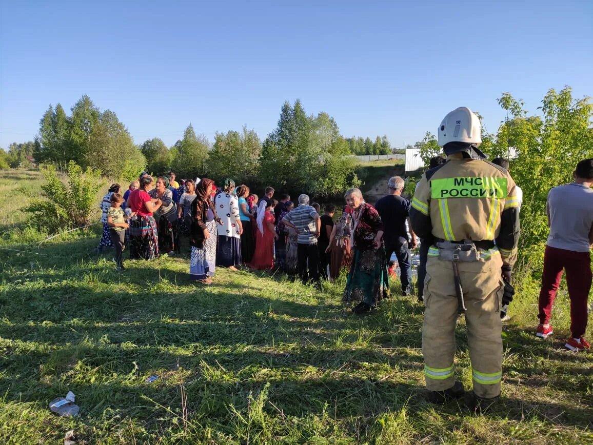 Утонул 12 лет мальчик в Киясовском районе. Водолазы нашли тело мальчика. Пропавший мальчик в посёлке Васильево в Татарстане. Река сумка Зеленодольский район. Летний мальчик утонул