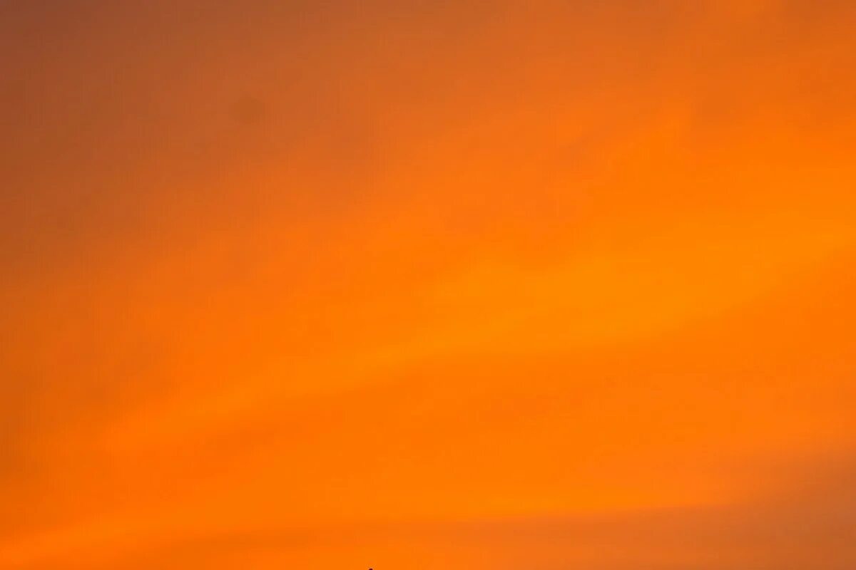 Оранжевый. Оранжевый фон. Aranjiviy Cvet. Закат градиент. Темный оранжево желтый цвет