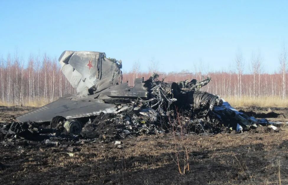 Катастрофа ту-22м3 в Оленегорске. Оленегорск ту 22м3 разбился.