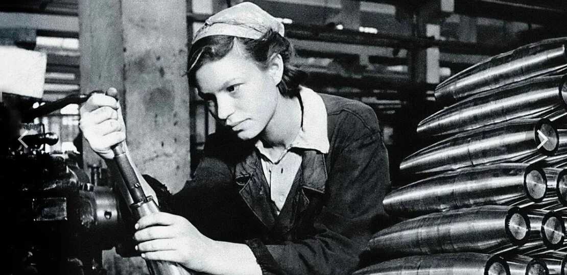 Кондитерская фабрика ленинград 1941. Почтальон в годы вов. Труженики тыла 1941-1945. Библиотеки в годы вов 1941-1945. Женщины в тылу.