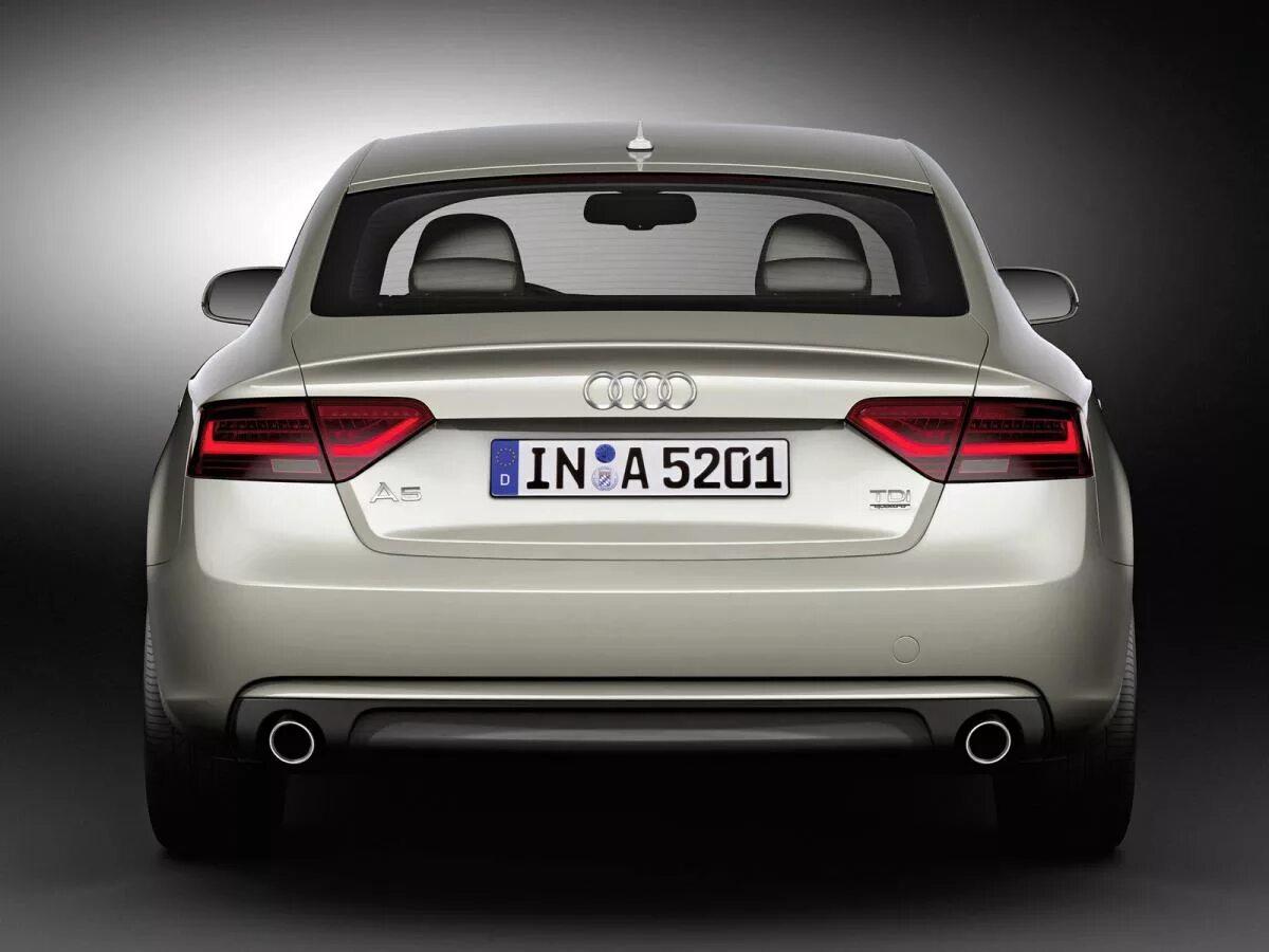 Audi a5 Sportback 2011. Audi a5 8t Sportback. Ауди а5 зад.